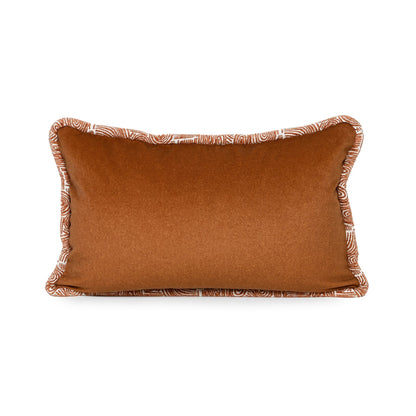 CHESTNUT FELT WITH THICK ABTRACT TRIM
