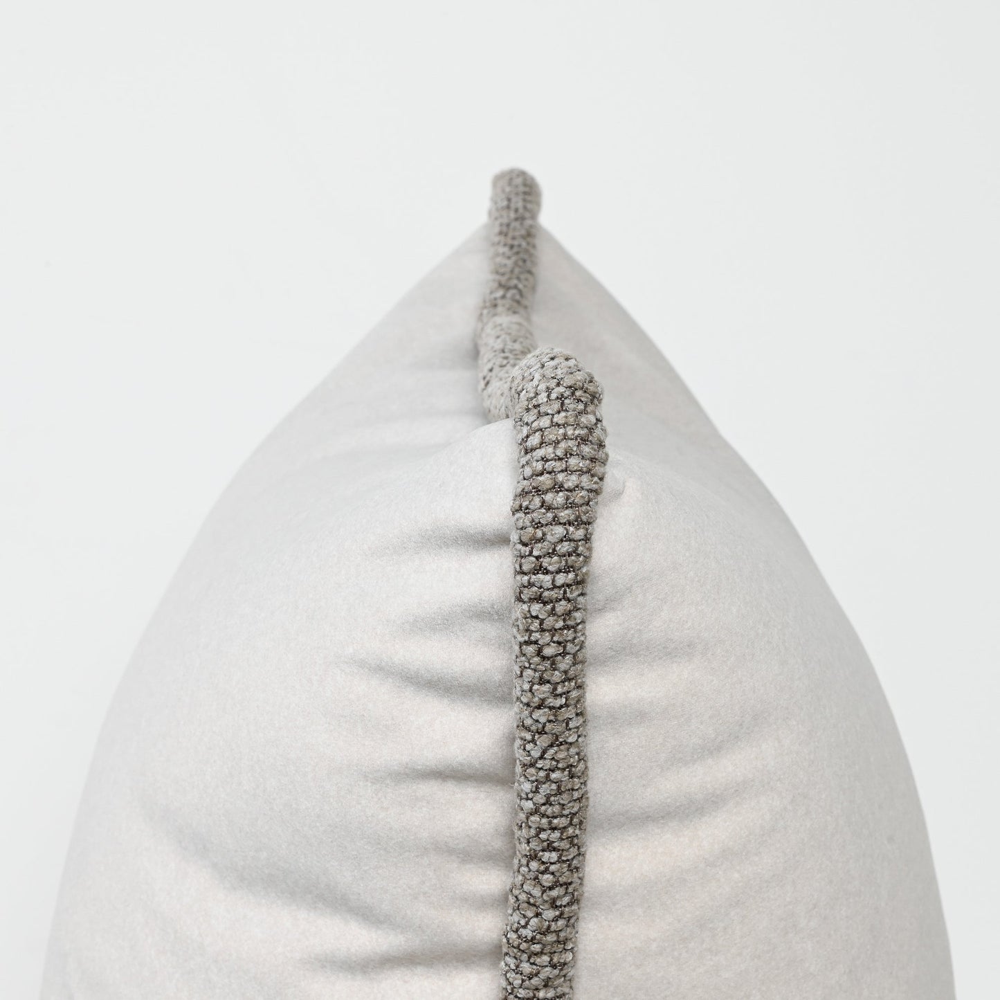 CREAM FELT WITH THICK WOVEN LATTE TRIM