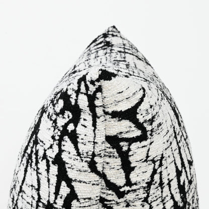 BLACK BOTANICAL